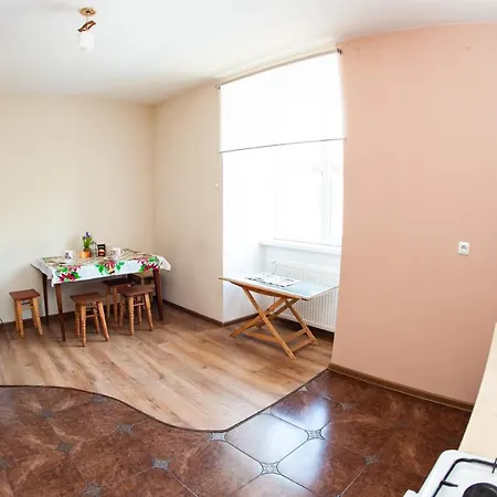 В Самому Центрі Міста, 3 Хв Ходьби До Жд Вокзалу Ternopil Exterior photo