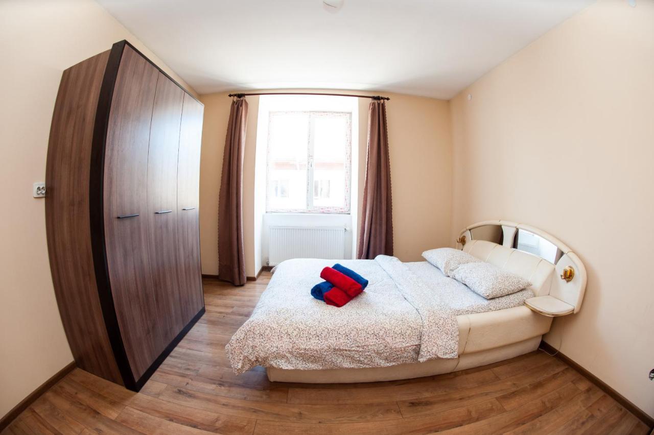 Apartment в самому центрі міста, 3 хв ходьби до жд вокзалу *